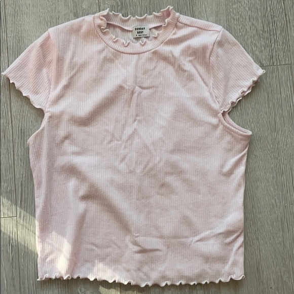 Aritzia Sunday Best Tshirt - Picture 3 of 5